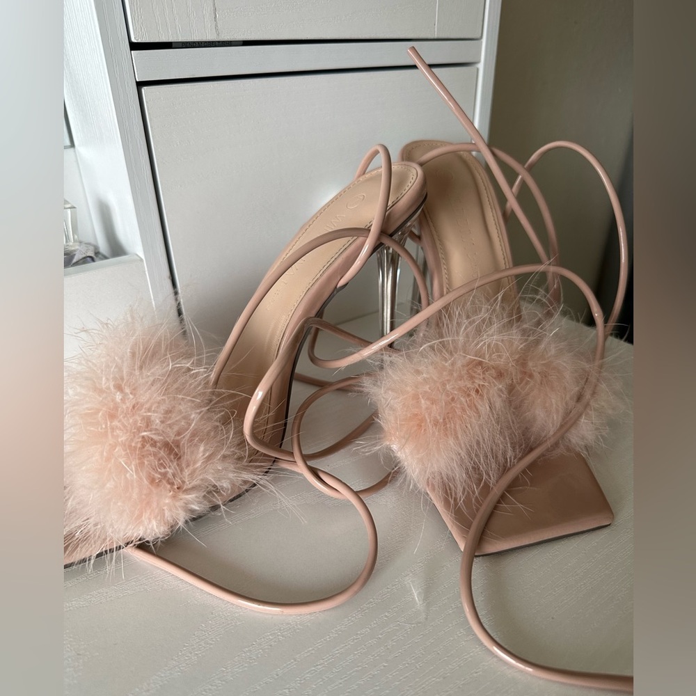 Wild Diva Lounge Women's Pink Feathered Heels
